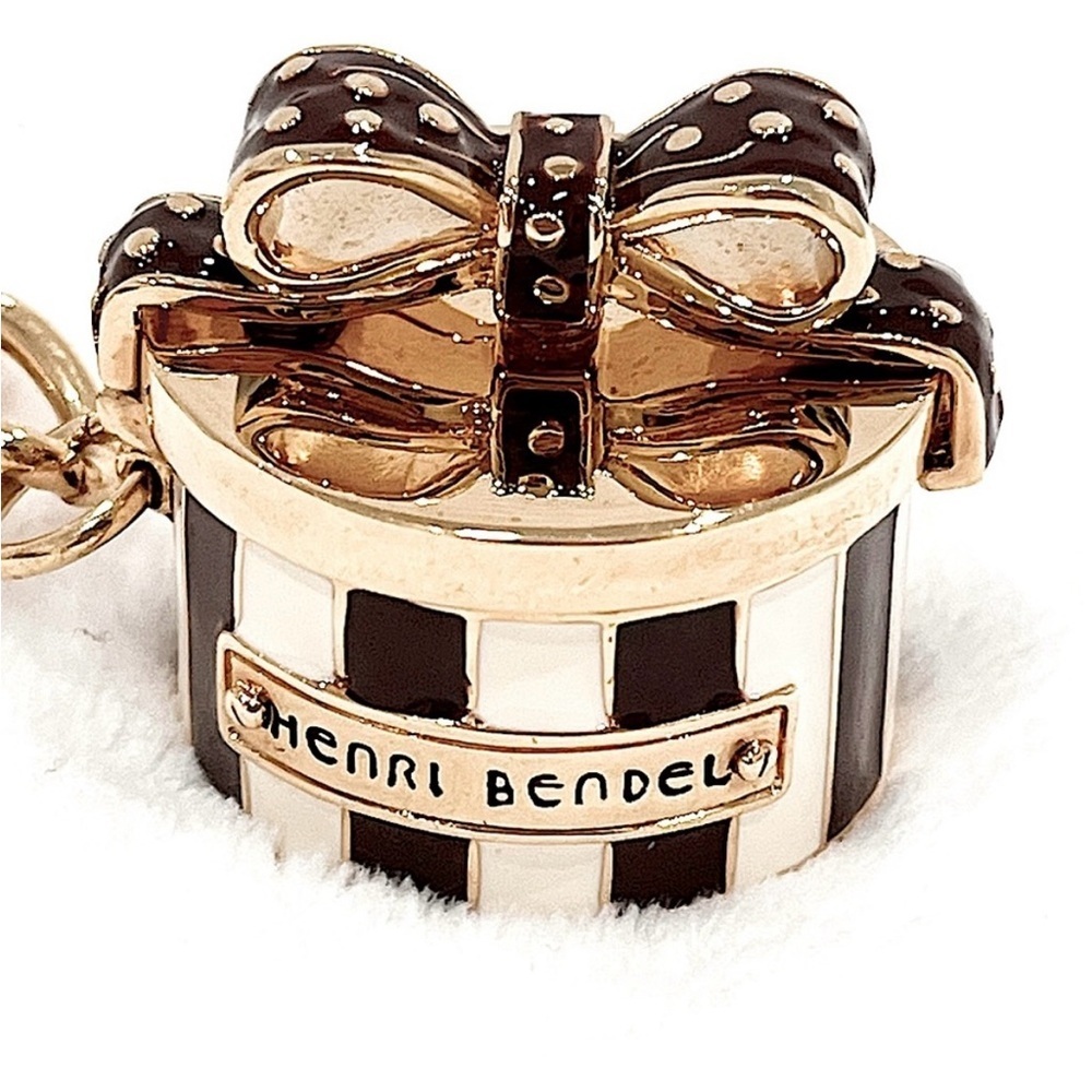 Henri Bendel RARE Milliner Hat Box KeyFob Dust Bag & Gift Box/ Ribbon/Card NWT